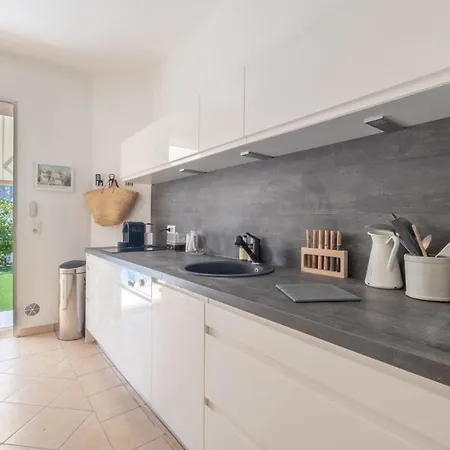 Villa House With Heated Swimming Pool Cannes