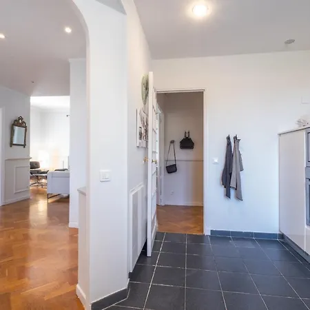 Villa House With Heated Swimming Pool *